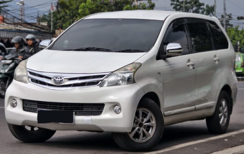 AVANZA G MATIC 2013 full