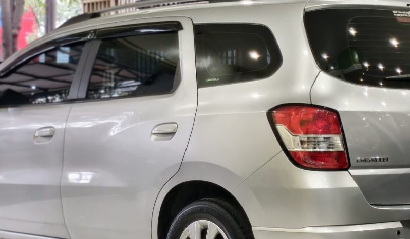 Chevrolet Spin LTZ Manual 2014 full