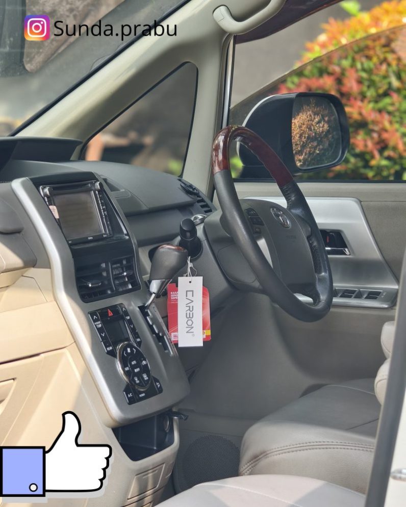 Toyota NAV1 V Matic 2014 full