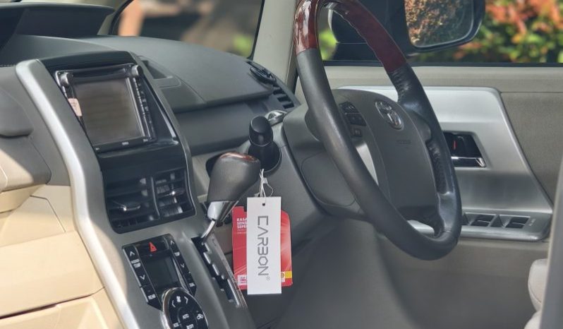 Toyota NAV1 V Matic 2014 full
