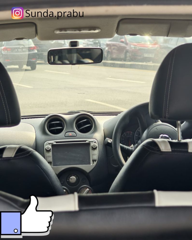 Nissan March Matic 2013 full